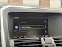 Volvo XC60 2.0 T5 R-Design Navi|Pano|Camera|Trekhaak|Leder|Stoelverwarming|D-riem recent vv|DVD Speler|N.A.P|APK tot 03-2027