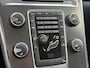 Volvo XC60 2.0 T5 R-Design Navi|Pano|Camera|Trekhaak|Leder|Stoelverwarming|D-riem recent vv|DVD Speler|N.A.P|APK tot 03-2027