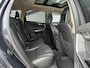 Volvo XC60 2.0 T5 R-Design Navi|Pano|Camera|Trekhaak|Leder|Stoelverwarming|D-riem recent vv|DVD Speler|N.A.P|APK tot 03-2027