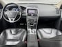Volvo XC60 2.0 T5 R-Design Navi|Pano|Camera|Trekhaak|Leder|Stoelverwarming|D-riem recent vv|DVD Speler|N.A.P|APK tot 03-2027
