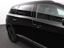 Peugeot 5008 1.2 PureTech 130pk Automaat GT Black Pack 7 zit Navigatie Apple CarPlay Android Camera Parkeerhulp Adaptive Cruise Control Stoelverwarming Electrische achterklep Climate Control Lichtmetalen velgen