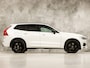 Volvo XC60 2.0 T8 Twin Engine AWD Inscription Automaat 407Pk (PANORAMADAK, APPLE CARPLAY, CAMERA, STUUR/STOELVERWARMING, MEMORY SEAT, GETINT GLAS, NIEUWE APK, NIEUWSTAAT)