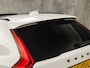 Volvo XC60 2.0 T8 Twin Engine AWD Inscription Automaat 407Pk (PANORAMADAK, APPLE CARPLAY, CAMERA, STUUR/STOELVERWARMING, MEMORY SEAT, GETINT GLAS, NIEUWE APK, NIEUWSTAAT)
