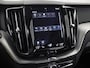 Volvo XC60 2.0 T8 Twin Engine AWD Inscription Automaat 407Pk (PANORAMADAK, APPLE CARPLAY, CAMERA, STUUR/STOELVERWARMING, MEMORY SEAT, GETINT GLAS, NIEUWE APK, NIEUWSTAAT)