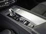 Volvo XC60 2.0 T8 Twin Engine AWD Inscription Automaat 407Pk (PANORAMADAK, APPLE CARPLAY, CAMERA, STUUR/STOELVERWARMING, MEMORY SEAT, GETINT GLAS, NIEUWE APK, NIEUWSTAAT)