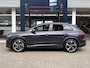 Audi Q4 e-tron 40 Launch edition Advanced 77 kWh / NL-Auto / Vol-Leder / Grote-Accu / Warmtepomp / Elektr.-Stoelen met Geheugen / Stoelverwarming / Matrix-LED / Standkachel / Trekhaak / Apple-Carplay & Android-Auto / Cruise-Control / Climate-Control / Elektr.-Achterklep / DAB Radio-Bluetooth / Navi / PDC / BTW-Auto / Camera-Achter / 20'' LMV / ENZ.