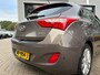 Hyundai i30 1.6 GDI i-Motion -AUTOMAAT-DAB+-CLIMA-CRUISECONTROL-KEYLESS-STOELVERWARMING-5 DEURS-PDC V+A-LICHT + REGENSENSOR-ETC.