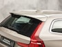 Volvo V60 2.0 T6 Recharge AWD Inscription 340Pk Automaat (SOH 87,7% APPLE CARPLAY, GROOT NAVI, CAMERA, LEDER, GETINT GLAS, SPORTSTOELEN, ELEK ACHTERKLEP, NIEUWE APK, NIEUWSTAAT)