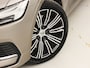 Volvo V60 2.0 T6 Recharge AWD Inscription 340Pk Automaat (SOH 87,7% APPLE CARPLAY, GROOT NAVI, CAMERA, LEDER, GETINT GLAS, SPORTSTOELEN, ELEK ACHTERKLEP, NIEUWE APK, NIEUWSTAAT)