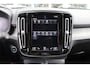 Volvo XC40 T3 164PK Automaat Inscription | Styling Kit | 360 Camera | 21" LM Velgen | Verw. Voorstoelen & Achterbank | H&K Audio |