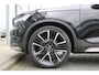 Volvo XC40 T3 164PK Automaat Inscription | Styling Kit | 360 Camera | 21" LM Velgen | Verw. Voorstoelen & Achterbank | H&K Audio |