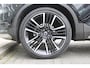 Volvo XC40 T3 164PK Automaat Inscription | Styling Kit | 360 Camera | 21" LM Velgen | Verw. Voorstoelen & Achterbank | H&K Audio |