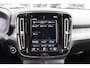 Volvo XC40 T3 164PK Automaat Inscription | Styling Kit | 360 Camera | 21" LM Velgen | Verw. Voorstoelen & Achterbank | H&K Audio |