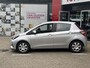 Toyota Yaris 1.5 Hybrid Dynamic PARKEERCAMERA AIRCO NIEUWE ALL-SEASONBANDEN