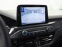 Ford Focus 1.0 EcoBoost Hybrid ST Line X 125Pk (APPLE CARPLAY, GROOT NAVI, STUUR/STOELVERWARMING, SPORTSTOELEN, GETINT GLAS, LED KOPLAMPEN, NIEUWSTAAT)