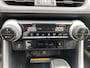 Toyota RAV4 2.5 Plug-in Hybrid AWD Bi-Tone Plus | Gekoelde stoelen | Apple CarPlay | Blindspot | Rijklaarprijs incl. garantie |
