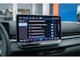 Volkswagen T-Roc 1.5 eTsi R-Line First Edition | Adaptive Cruise control | Matrix koplamen | Elektrisch bedienbare achterklep | Stoelverwarming | Achteruitrijcamera | Appelcarplay/Android auto | Achteruitrijcamera | Cruise control adaptief | Full-LED koplampen