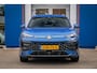 Volkswagen T-Roc 1.5 eTsi R-Line First Edition | Adaptive Cruise control | Matrix koplamen | Elektrisch bedienbare achterklep | Stoelverwarming | Achteruitrijcamera | Appelcarplay/Android auto | Achteruitrijcamera | Cruise control adaptief | Full-LED koplampen