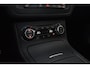 Mercedes-Benz B-klasse 180 Ambition Trekhaak 144dkm Automaat Clima Cruise Stoelverw. PDC + Nwe APK