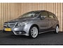 Mercedes-Benz B-klasse 180 Ambition Trekhaak 144dkm Automaat Clima Cruise Stoelverw. PDC + Nwe APK