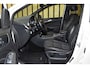 Mercedes-Benz B-klasse 200 Ambition Automaat 156pk Bi-xenon Clima Cruise Stoelverw. 18" + Nwe APK