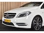 Mercedes-Benz B-klasse 200 Ambition Automaat 156pk Bi-xenon Clima Cruise Stoelverw. 18" + Nwe APK