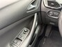 Opel Astra 1.6 Turbo Business Executive / Automaat / 200 PK / NL-Auto / Schuif-Kanteldak / Vol-Leder / Elektr.-Stoelen met Geheugen en Massagefunctie / Stuur & Stoelverwarming / Stoelverkoeling / Adaptieve Cruise-Control / Afneembare-Trekhaak / Apple-Carplay & Android-Auto / Keyless / DAB Radio-Bluetooth / Navi / PDC met Camera / 18'' LMV / All-Season / ENZ.