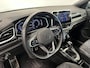 Volkswagen T-Roc 1.5 TSI 150PK R-Line Business Automaat Camera Navigatie Adaptive Cruise Control Apple Carplay Stoelverwarming Full LED Park Assist Digital Cockpit