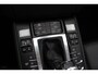 Porsche Macan 3.0 D S / Panoramadak / Adaptieve Stoelen / Parkeerhulp V+A / 19'' / Navigatie / Stoelverwarming / Cruise Control