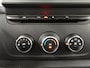Renault Master T33 2.3 dCi 135 L2H2 BPM VRIJ ! Trekhaak Navigatie Apple CarPlay Android Auto Parkeerhulp Cruise Control Airco