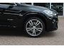BMW X1 xDrive20i High Exe. M Sport / Trekhaak / Camera / Alcantara / Keyless / 19'' / Navigatie / Stoelverwarming / DAB / Cruise Control