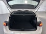 Volkswagen Golf 1.0 TSI 110pk Life Sfeerverlichting Parkeersensoren Adaptive Cruise Trekhaak