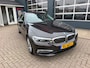 BMW 5-Serie Touring 520d High Executive / Pano / Smartkey / Standverw. / Leder .