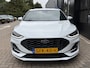 Ford Focus 1.0 Hybrid 125 PK ST Line | NAVIGATIE + APPLE CARPLAY/ANDROID AUTO| PARKEERSENSOREN V+A| FULL LED| KEYLESS START| SPORTSTOELEN| 17" LM-VELGEN| LENDESTEUNEN VERSTELBAAR| DAB| DEALER ONDERHOUDEN|