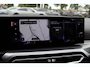 BMW 3-Serie Touring 330e / SoH 88,5% / Trekhaak / Panoramadak / Camera / Head-up / 18'' / Keyless / Laser LED / Sfeerverlichting / Stoelverwarming / Dodehoek / DAB / ACC
