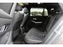 BMW 3-Serie Touring 330e / SoH 88,5% / Trekhaak / Panoramadak / Camera / Head-up / 18'' / Keyless / Laser LED / Sfeerverlichting / Stoelverwarming / Dodehoek / DAB / ACC