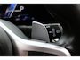 BMW 3-Serie Touring 330e / SoH 88,5% / Trekhaak / Panoramadak / Camera / Head-up / 18'' / Keyless / Laser LED / Sfeerverlichting / Stoelverwarming / Dodehoek / DAB / ACC