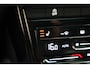 Volkswagen T-Roc 1.5 TSI 150pk R-Line Aut. [ Winterpakket Virtual Navi Apple/Android ]