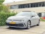 Volkswagen Golf 1.5 eTSI R-Line |PANO|ADAPTIVE|CARPLAY|STOEL+STUURVERW|DEALER ONDERHOUDEN|