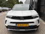 Opel Mokka 1.2 Turbo 130PK AUTOMAAT Ultimate | LEDER MET MASSAGE| MATRIX LED| ADAPTIEVE CRUISE CONTROL| STOEL EN STUURVERWARMING| DODEHOEK DETECTIE| KEYLESS ENTRY & START| NAVIGATIE + APPLE CARPLAY/ANDROID AUTO| CAMERA + PARKEERSENSOREN| EERSTE EIGENAAR| DEALER ONDERHOUDEN|