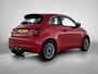 Fiat 500 95pk RED 24 kWh Automaat | 1ste Eigenaar | Navigatie | Climate Control | Cruise Control | Camera | 16"LMV | LED | Keyless Entry/Start | Apple Carplay/Android Auto |