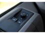 Volkswagen Crafter 35 2.0 TDI L3H3 RWD Black Edition Camera, Adaptieve Cruise, 3500kg Trekhaak, Automaat, LED, Geveerde stoel, 164pk, Massage stoel, Uniek!