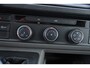 Volkswagen Crafter 35 2.0 TDI L3H3 RWD Black Edition Camera, Adaptieve Cruise, 3500kg Trekhaak, Automaat, LED, Geveerde stoel, 164pk, Massage stoel, Uniek!