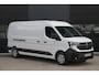 Renault Master E-Tech T35 L3H2 Advance Long Range 87 kWh 143pk - Navi - 1+1 - Camera - Betimmering - Stoelverwarming - Blind Spot - 270 GR deuren - Rijklaar