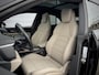 Porsche Macan 4 100kWh | Pano | Luchtvering | PDLS | Sport Chrono | Bose | 22 inch | NL Auto |