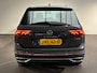 Volkswagen Tiguan 1.4 TSI eHybrid Business+ | SOH 96,8% | Panoramadak | Camera | Navigatie | Climate Control |