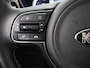 Kia Niro EV e-Niro ExecutiveLine 64 kWh | Schuifdak | Stoel/Stuurverwarming | Adaptieve Cruise Control | Leder | JBL Audio | Achteruitrijcamera | Memory seats |
