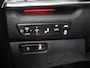 Kia Niro EV e-Niro ExecutiveLine 64 kWh | Schuifdak | Stoel/Stuurverwarming | Adaptieve Cruise Control | Leder | JBL Audio | Achteruitrijcamera | Memory seats |