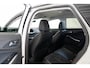 Opel Grandland 1.6 Turbo Plug-In Hybrid 4x4 Business Elegance | Trekhaak | Alcantara | Stoel & Stuurverwarming | Camera | Climate Controle | Navigatie | Apple Carplay & Android Auto |