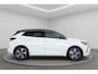 Opel Grandland 1.6 Turbo Plug-In Hybrid 4x4 Business Elegance | Trekhaak | Alcantara | Stoel & Stuurverwarming | Camera | Climate Controle | Navigatie | Apple Carplay & Android Auto |